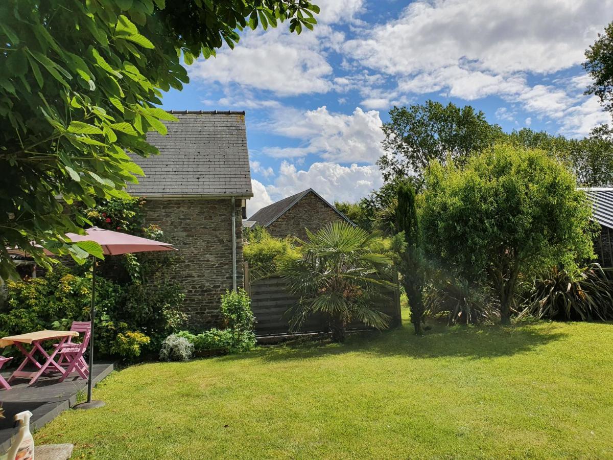 Bed and Breakfast La Bastide Du Moulin - Mont St Michel Moidrey Экстерьер фото