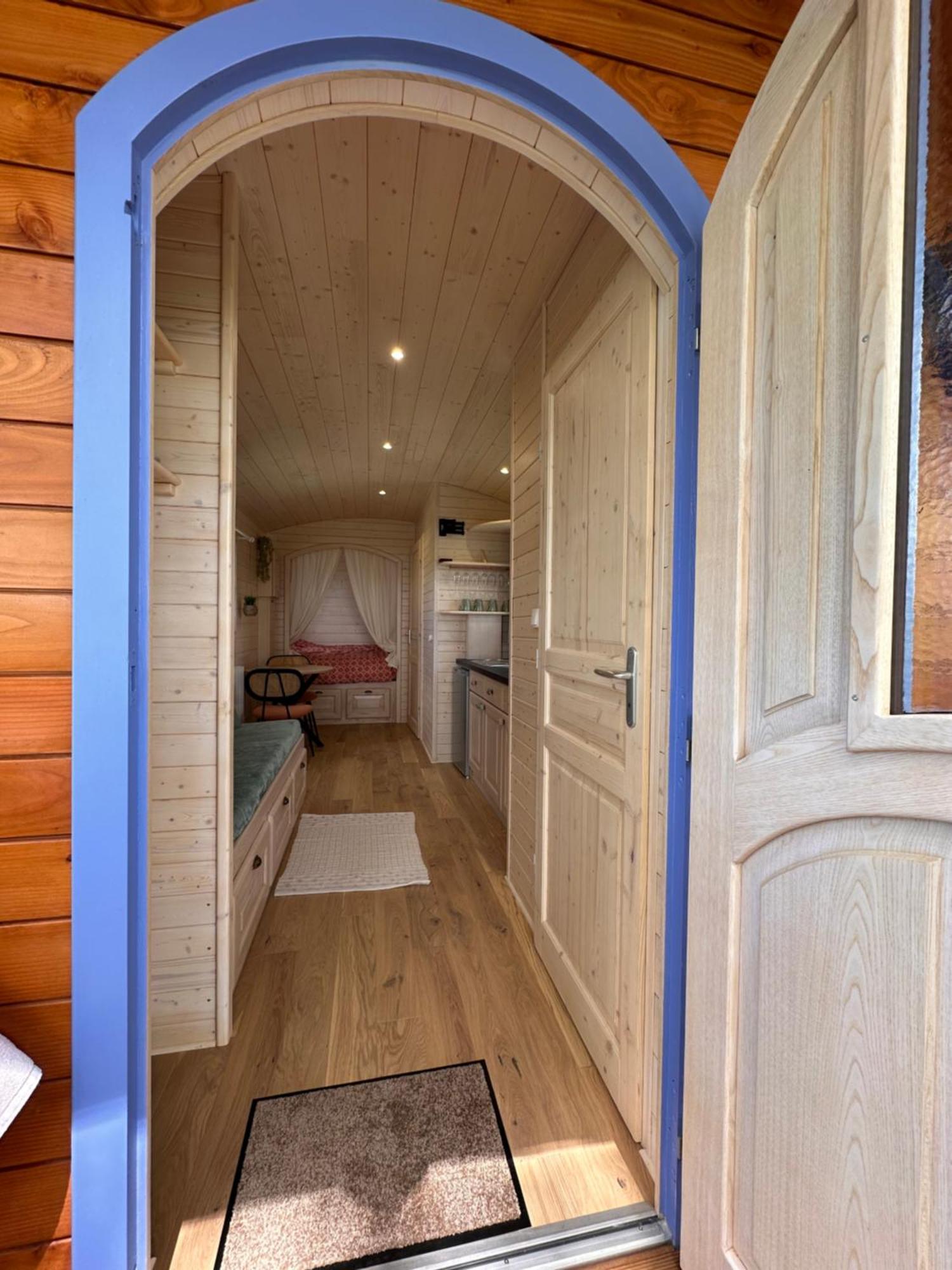Bed and Breakfast La Bastide Du Moulin - Mont St Michel Moidrey Экстерьер фото